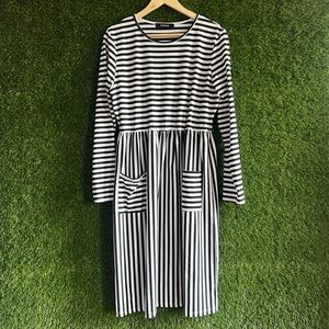 Fashion Striped Knit Long Sleeve Dress